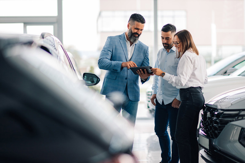 graph showing August 2026 UK new car registrations rising 13.7% year‑on‑year