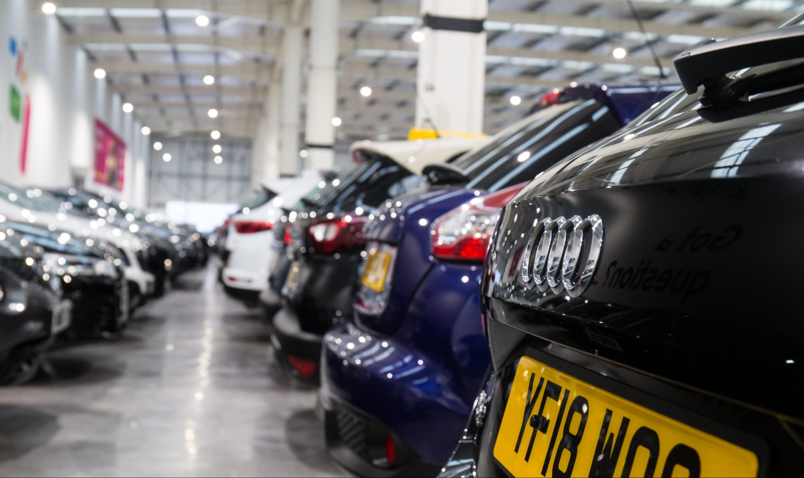 Kia Ceed, Range Rover Velar and Volvo V90 displaying steep price reductions